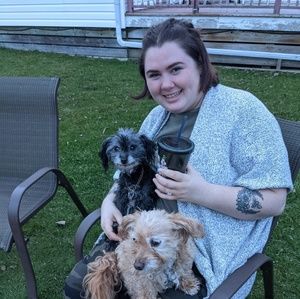 Meet your Posher, Hannah